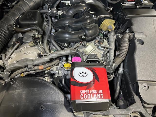 LEXUS IS250　レクサス　IS250　ブレーキキャリパーオーバーホール　LLC交換　大阪府　和泉市