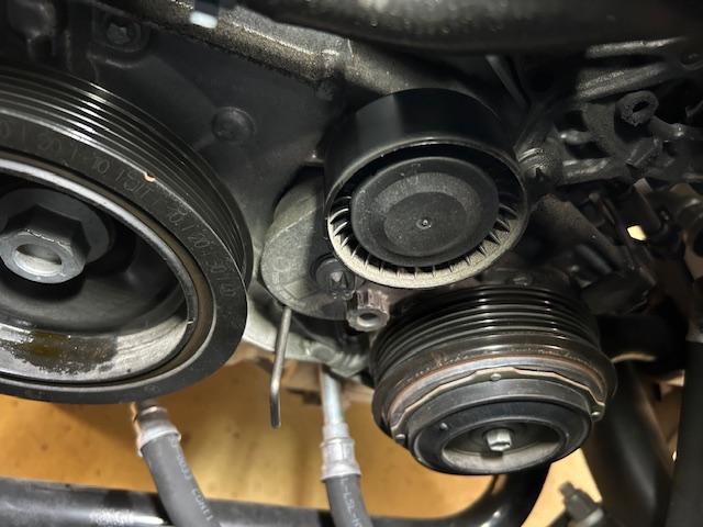 Mercedes Benz E200 W213　メルセデスベンツ　　車検整備　大阪府　和泉市