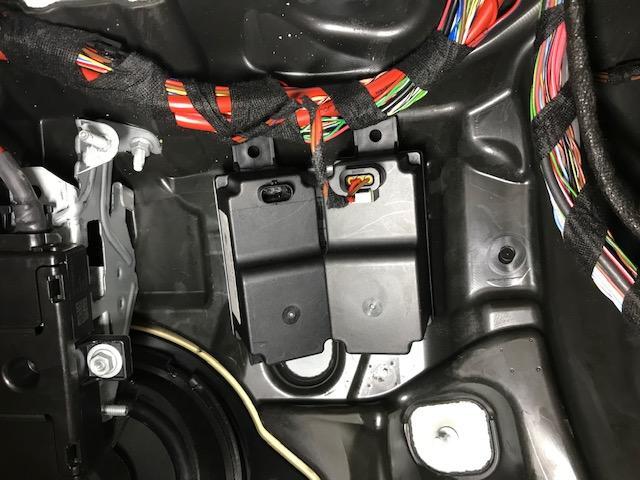 Mercedes Benz E200 W213　メルセデスベンツ　　車検整備　大阪府　和泉市