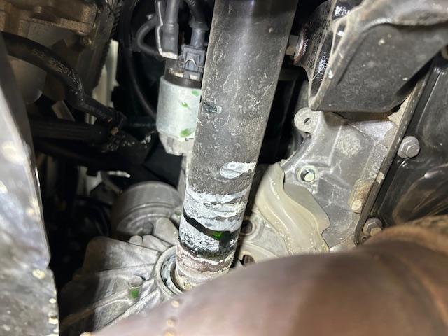 MINI Cooper S R56　ミニ　クーパーS　エンジンオイル交換　冷却水漏れ　サーモスタット交換　大阪府　和泉市