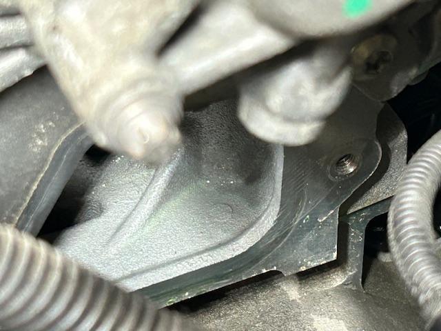 MINI Cooper S R56　ミニ　クーパーS　エンジンオイル交換　冷却水漏れ　サーモスタット交換　大阪府　和泉市