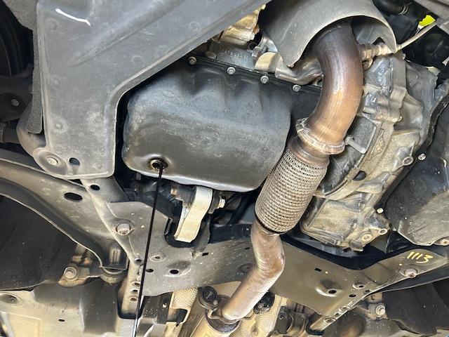 MINI Cooper S R56　ミニ　クーパーS　エンジンオイル交換　冷却水漏れ　サーモスタット交換　大阪府　和泉市