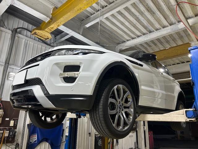 Land Rover Range Rover Evoque　レンジローバー イヴォーク　車検整備でのご入庫ありがとうございます！　大阪府　和泉市
