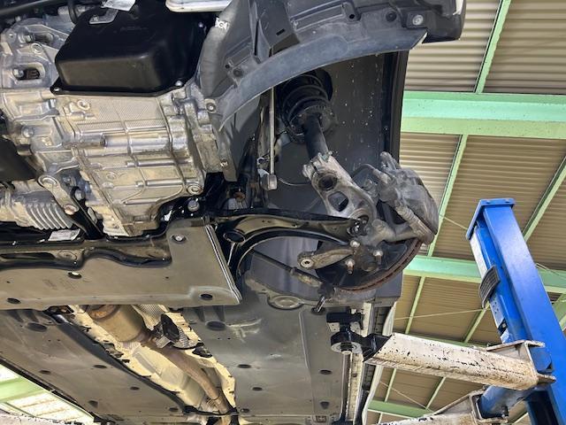 VOLKSWAGEN Tiguan TDI フォルクスワーゲン ティグアン ドライブシャフトブーツ交換 大阪府 和泉市