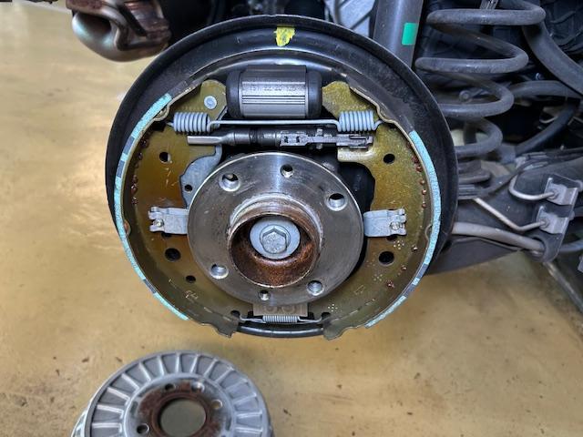 Renault Twingo　ルノー　トゥインゴ　車検整備　ご入庫ありがとうございます！　大阪府　和泉市