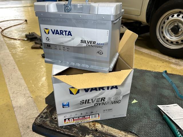 Renault Twingo　ルノー　トゥインゴ　車検整備　ご入庫ありがとうございます！　大阪府　和泉市