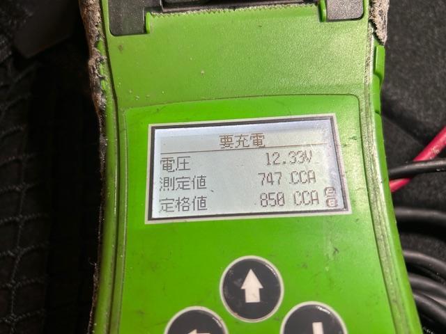 BMW 320i F30 エンジンオイル交換　トランスミッションオイル交換　大阪府　和泉市