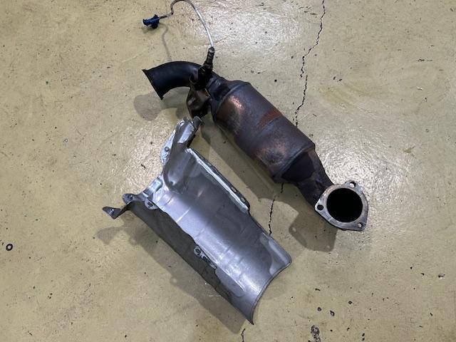 BMW MINI Cooper Ｓ Crossover R60　ミニ　クーパーＳ　クロスオーバー　エンジンオイル漏れ修理　オイルフィルターハウジングガスケット交換　大阪府　和泉市