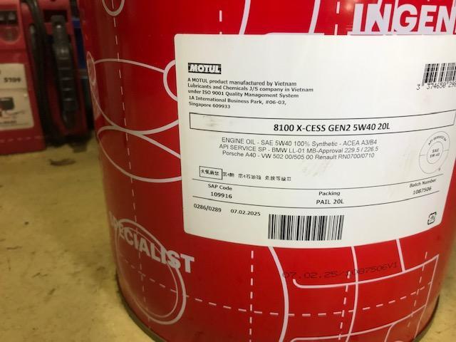 VOLVO XC70　ボルボ　XC70　T6　車検整備でご入庫ありがとうございます！　大阪府　和泉市