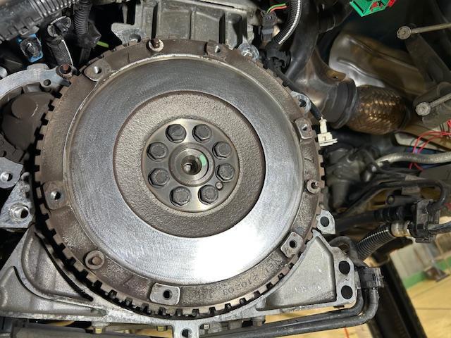 Peugeot 206CC S16　プジョー206CC　エンジン掛けると異音　レリーズベアリング異音　クラッチ交換　冷却水漏れ　ヒーターパイプ交換　大阪府　和泉市