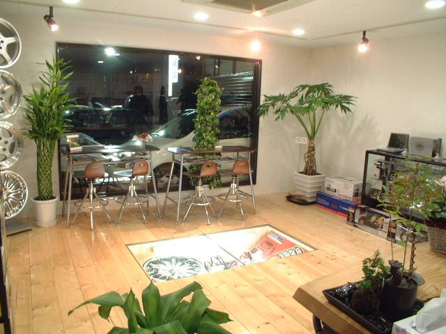 ＬＯＣＡＬ ＬＩＮＥ サービス紹介の2つ目