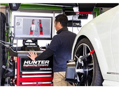 ホイールアライメント