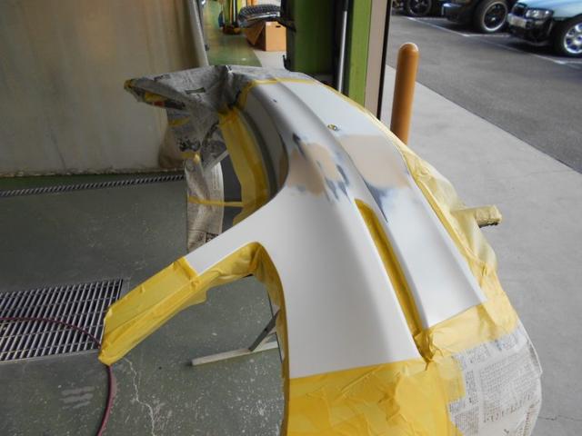 ﾒﾙｾﾃﾞｽﾍﾞﾝﾂE300W213後部修理