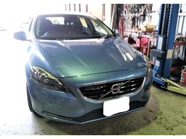 ボルボ V40 タイヤ交換・バッテリー＆サブバッテリー交換