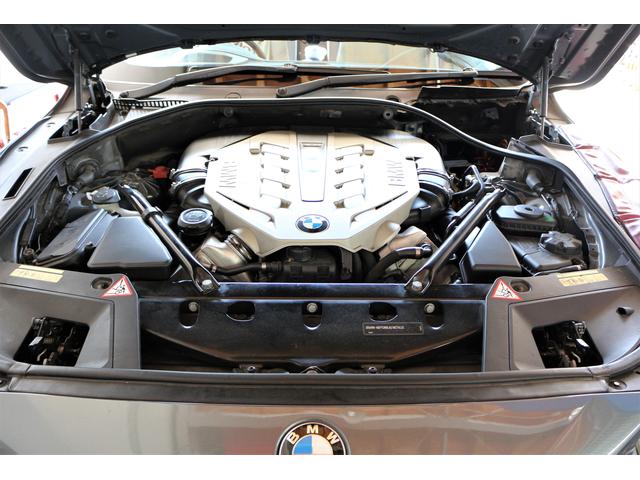 BMW 550i GT エアコン 異音 ブロアモーター交換