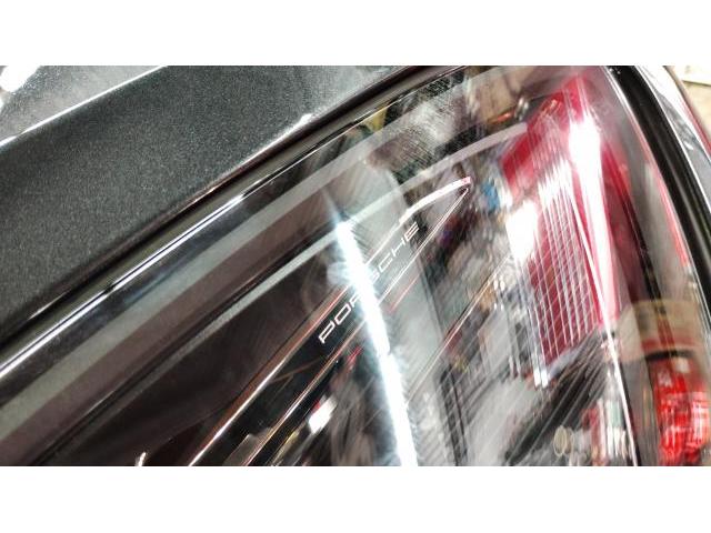 ポルシェ　マカン　ヘッドライト クリーニング・清掃