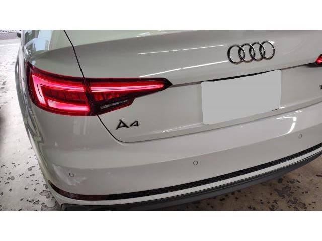 アウディ　Ａ４　エアコンガス その他修理・整備