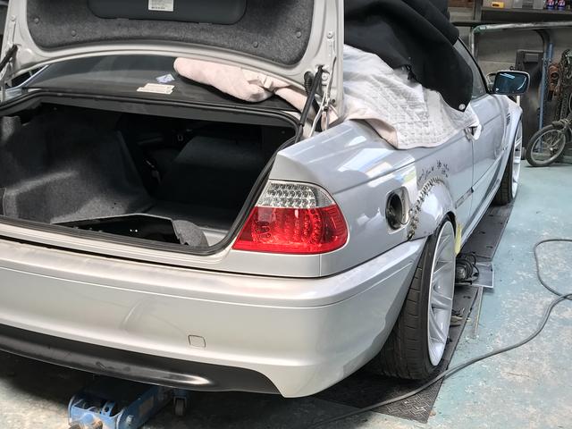 ＢＭＷ　Ｅ４６　Ｍ３仕様作成　Ｈ１７年式　　大阪市　車検　修理　鈑金　塗装　事故修理　パーツ持込取付　西成区　阿倍野区　住吉区　住之江区　