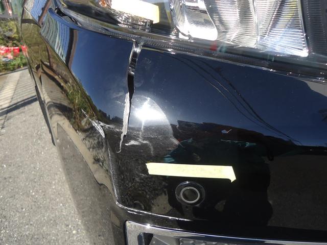 フロントバンパー交換　ヴォクシー　DBA-ZRR80W　H28年式　ご新規様　初来店　大阪市　車検　修理　鈑金　塗装　事故修理　パーツ持込取付　西成区　阿倍野区　住吉区　住之江区　
