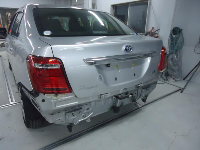 リヤバンパー交換　カローラアクシオ　DAA-NKE165　H30年式　ご新規様　初来店　大阪市　車検　修理　鈑金　塗装　事故修理　パーツ持込取付　西成区　阿倍野区　住吉区　住之江区　