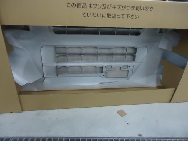 右フロント廻り修理　エブリィ　EBD-DA64V　H19年式　ご新規様　初来店　大阪市　車検　修理　鈑金　塗装　事故修理　パーツ持込取付　西成区　阿倍野区　住吉区　住之江区　