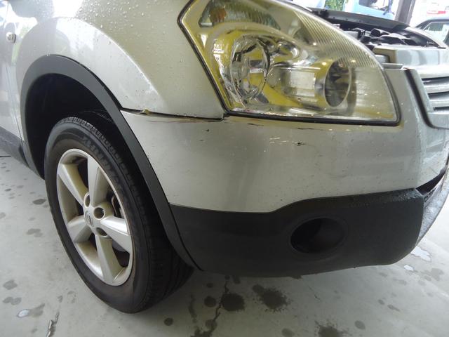 右フロントフェンダー交換　デュアリス　DBA-KJ10　H21年式　ご新規様　初来店　大阪市　車検　修理　鈑金　塗装　事故修理　パーツ持込取付　西成区　阿倍野区　住吉区　住之江区　