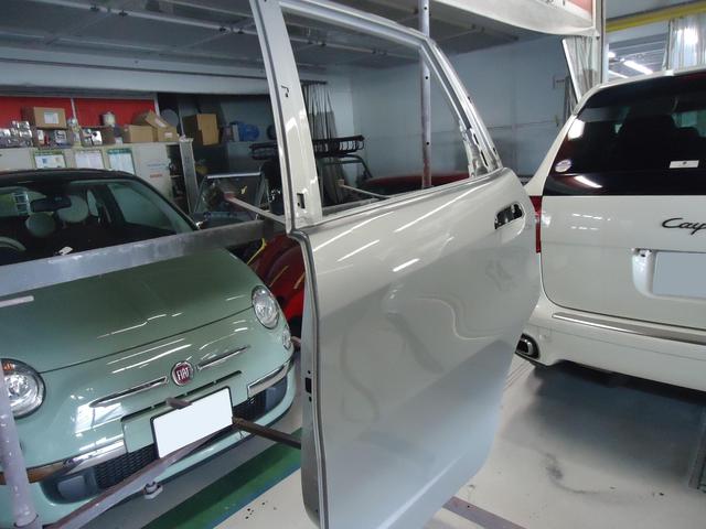 左側面修理　フィットハイブリッド　DAA-GP1　ご新規様　初来店　大阪市　車検　修理　鈑金　塗装　事故修理　パーツ持込取付　西成区　阿倍野区　住吉区　住之江区　