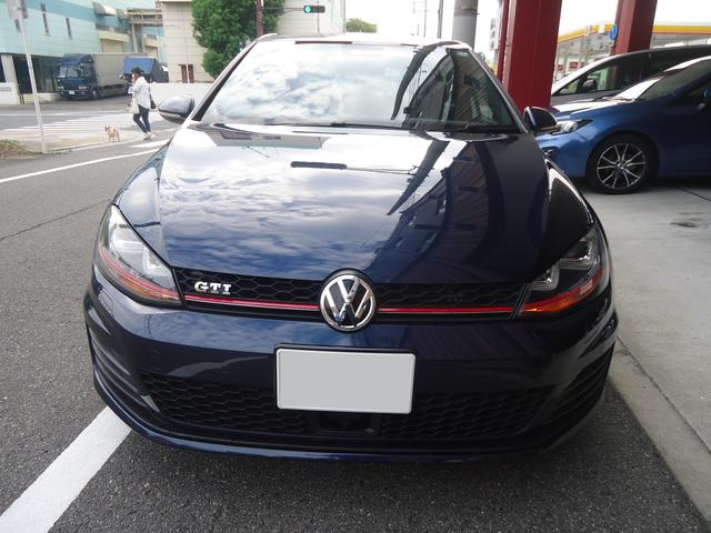 フロントバンパー修理　ゴルフGTI　H27年式　ご新規様　初来店　大阪市　車検　修理　鈑金　塗装　事故修理　パーツ持込取付　西成区　阿倍野区　住吉区　住之江区　