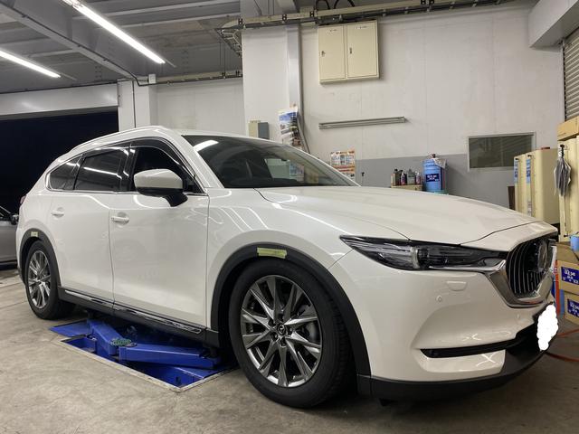 マツダ　ＣＸ－８　車高調取り付け　フロントグリル交換　Ｒ２年式　ご新規様　初来店　神戸　伊丹市大阪市　車検　修理　鈑金　塗装　事故修理　パーツ持込取付　西成区　阿倍野区　住吉区　住之江区