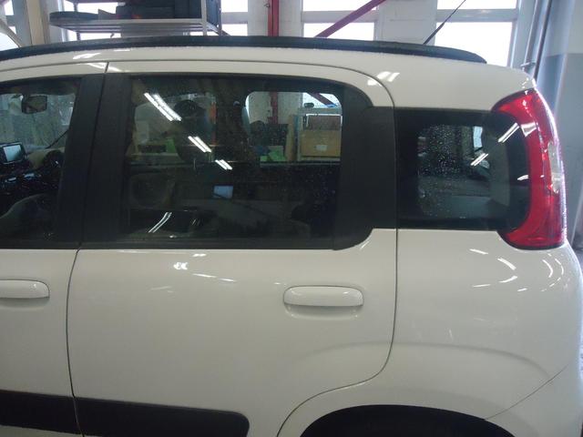 カーフィルム施工　フィアットパンダ　ご新規様　初来店　大阪市　車検　修理　鈑金　塗装　事故修理　パーツ持込取付　西成区　阿倍野区　住吉区　住之江区　