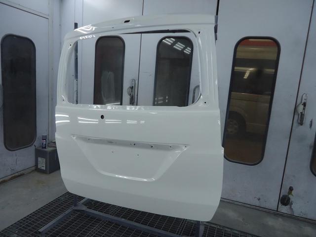 リヤ廻り修理　セレナ　DBA-C26　ご新規様　初来店　大阪市　車検　修理　鈑金　塗装　事故修理　パーツ持込取付　西成区　阿倍野区　住吉区　住之江区　