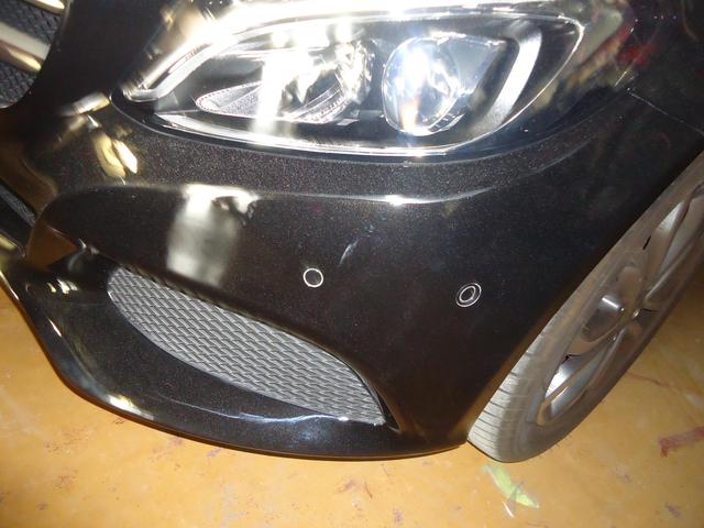 フロントバンパー修理　ベンツC180　DBA-205040C　H29年式　ご新規様　初来店　大阪市　車検　修理　鈑金　塗装　事故修理　パーツ持込取付　西成区　阿倍野区　住吉区　住之江区　