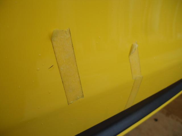 リヤバンパー修理　フィアット５００　R2年式　ご新規様　初来店　大阪市　車検　修理　鈑金　塗装　事故修理　パーツ持込取付　西成区　阿倍野区　住吉区　住之江区　