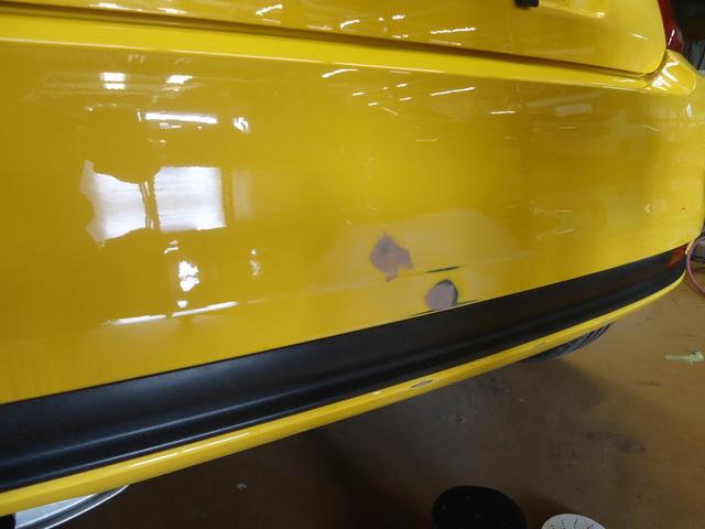 リヤバンパー修理　フィアット５００　R2年式　ご新規様　初来店　大阪市　車検　修理　鈑金　塗装　事故修理　パーツ持込取付　西成区　阿倍野区　住吉区　住之江区　