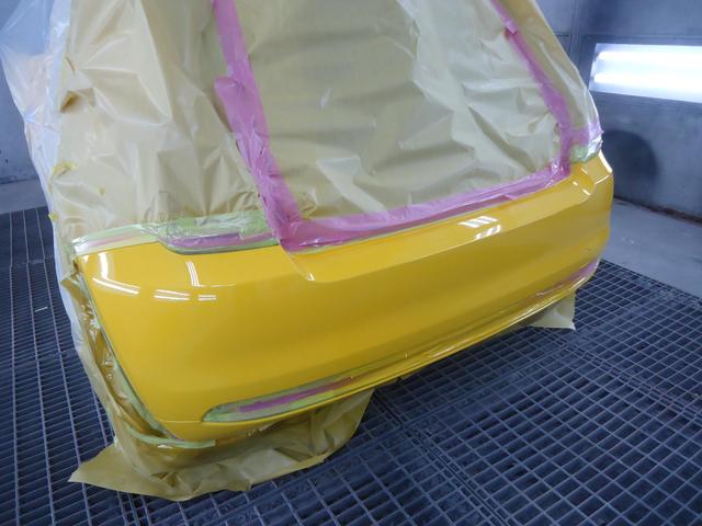 リヤバンパー修理　フィアット５００　R2年式　ご新規様　初来店　大阪市　車検　修理　鈑金　塗装　事故修理　パーツ持込取付　西成区　阿倍野区　住吉区　住之江区　