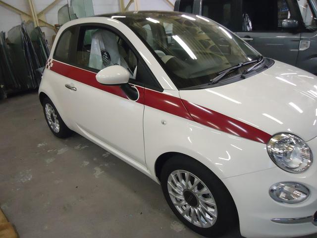 サイドストライプ取付　フィアット５００　R2年式　ご新規様　初来店　大阪市　車検　修理　鈑金　塗装　事故修理　パーツ持込取付　西成区　阿倍野区　住吉区　住之江区　