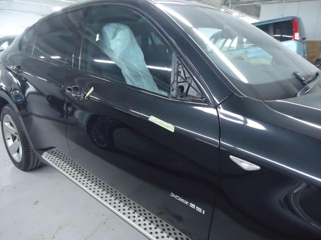 右ドアミラー交換　ＢＭＷ Ｘ６　DBA-FG35　H24年式　ご新規様　初来店　大阪市　車検　修理　鈑金　塗装　事故修理　パーツ持込取付　西成区　阿倍野区　住吉区　住之江区