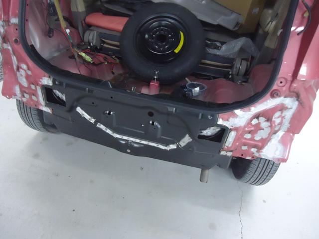 リヤ廻り修理　モコ　DBA-MG22S　H18年式　ご新規様　初来店　大阪市　車検　修理　鈑金　塗装　事故修理　パーツ持込取付　西成区　阿倍野区　住吉区　住之江区　