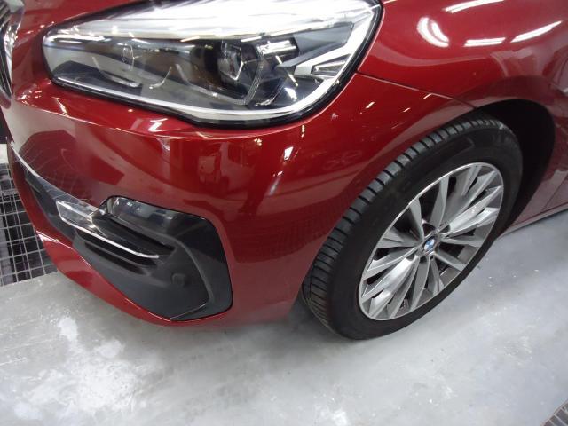 フロントバンパー修理 BMW218i DBA-6S15 R1年式 ご新規様 初来店 大阪市 車検 修理 鈑金 塗装 事故修理 パーツ持込取付 西成区 阿倍野区 住吉区 住之江区