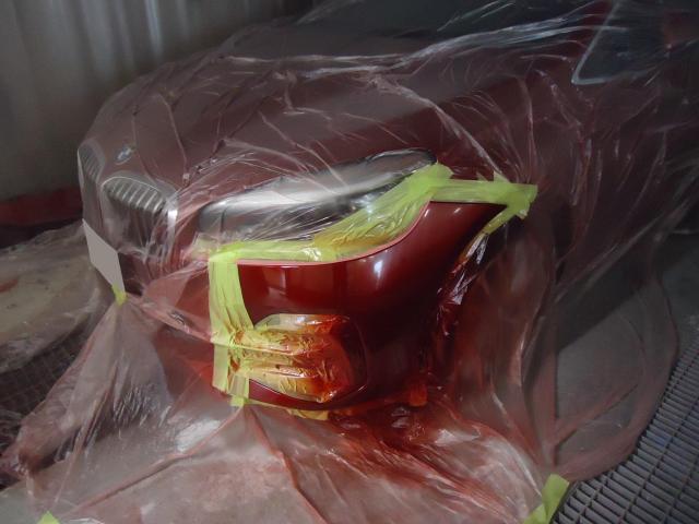 フロントバンパー修理 BMW218i DBA-6S15 R1年式 ご新規様 初来店 大阪市 車検 修理 鈑金 塗装 事故修理 パーツ持込取付 西成区 阿倍野区 住吉区 住之江区