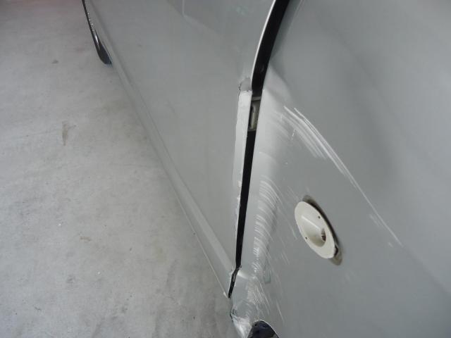 右サイド修理　ワゴンR　CBA-MH21S　H18年式　ご新規様　初来店　大阪市　車検　修理　鈑金　塗装　事故修理　パーツ持込取付　西成区　阿倍野区　住吉区　住之江区　