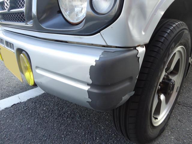 フロントバンパー修理　ジムニー　E-JA22W　ご新規様　初来店　大阪市　車検　修理　鈑金　塗装　事故修理　パーツ持込取付　西成区　阿倍野区　住吉区　住之江区　