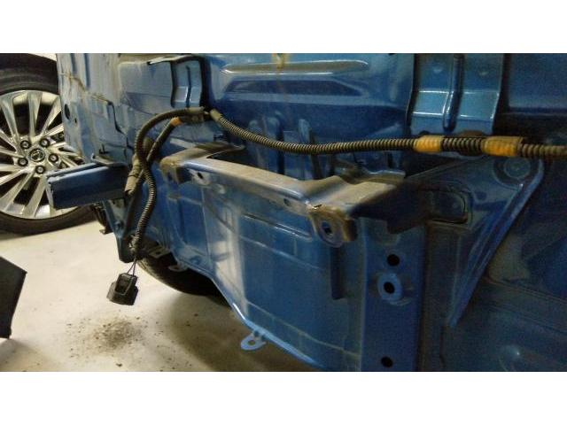 リヤ廻り修理　ヴィッツ　DBA-NCP91　H21年式　ご新規様　初来店　大阪市　車検　修理　鈑金　塗装　事故修理　パーツ持込取付　西成区　阿倍野区　住吉区　住之江区　