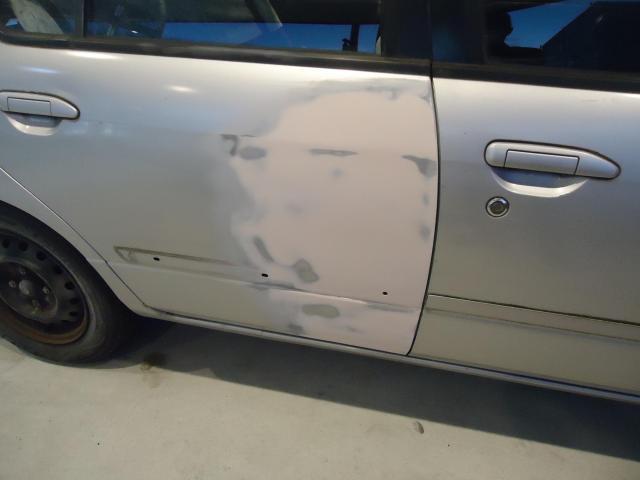 右リヤドア修理　プリメーラ　E-P11　H7年式　ご新規様　初来店　大阪市　車検　修理　鈑金　塗装　事故修理　パーツ持込取付　西成区　阿倍野区　住吉区　住之江区　