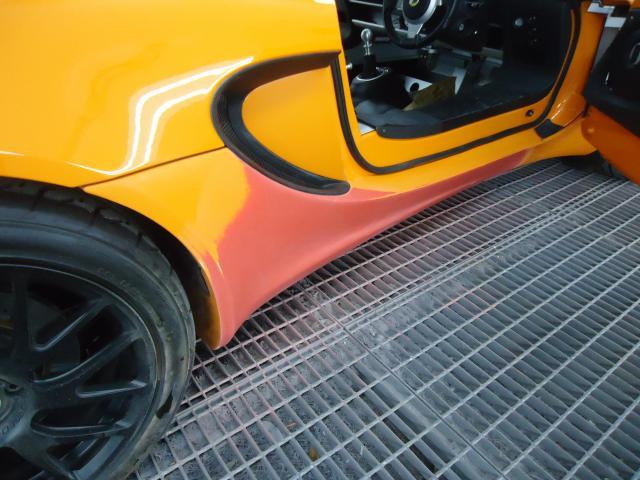 サイドシルパネル修理　エリーゼＳ　初来店　大阪市　車検　修理　鈑金　塗装　事故修理　パーツ持込取付　西成区　阿倍野区　住吉区　住之江区