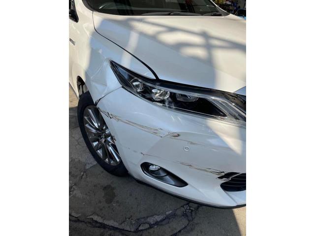 左フロント廻り修理　ハリアーハイブリッド　DAA-AVU65W　H29年式　ご新規様　初来店　大阪市　車検　修理　鈑金　塗装　事故修理　パーツ持込取付　西成区　阿倍野区　住吉区　住之江区　
 
