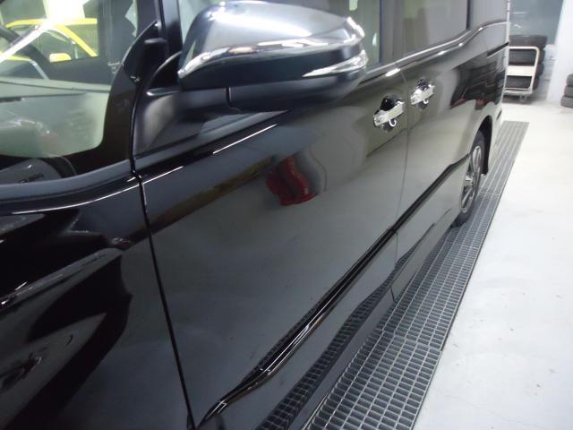 左フロントドア修理　ヴォクシー　3BA-ZRR80W　R3年式　ご新規様　初来店　大阪市　車検　修理　鈑金　塗装　事故修理　パーツ持込取付　西成区　阿倍野区　住吉区　住之江区　