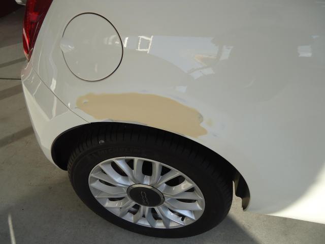 右リヤフェンダー修理　フィアット５００C　ABA-31212　R1年式　ご新規様　初来店　大阪市　車検　修理　鈑金　塗装　事故修理　パーツ持込取付　西成区　阿倍野区　住吉区　住之江区　
 
