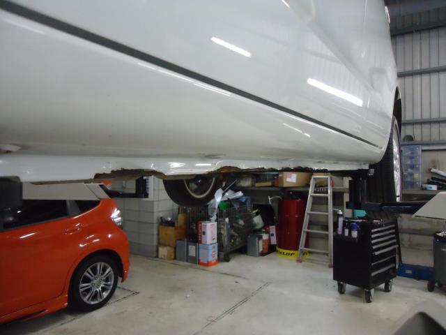 サイドシル修理　アルト　DBA-HA36S　H28年式　ご新規様　初来店　大阪市　車検　修理　鈑金　塗装　事故修理　パーツ持込取付　西成区　阿倍野区　住吉区　住之江区　
 
