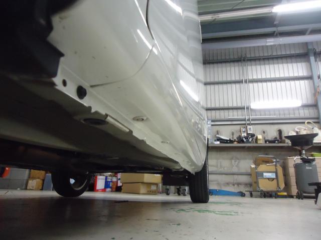 サイドシル修理　アルト　DBA-HA36S　H28年式　ご新規様　初来店　大阪市　車検　修理　鈑金　塗装　事故修理　パーツ持込取付　西成区　阿倍野区　住吉区　住之江区　
 
